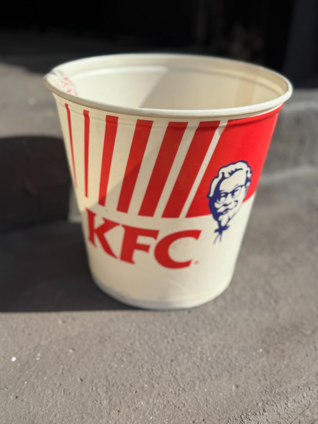 AUTHENTIC Signed Buckethead KFC Bucket
