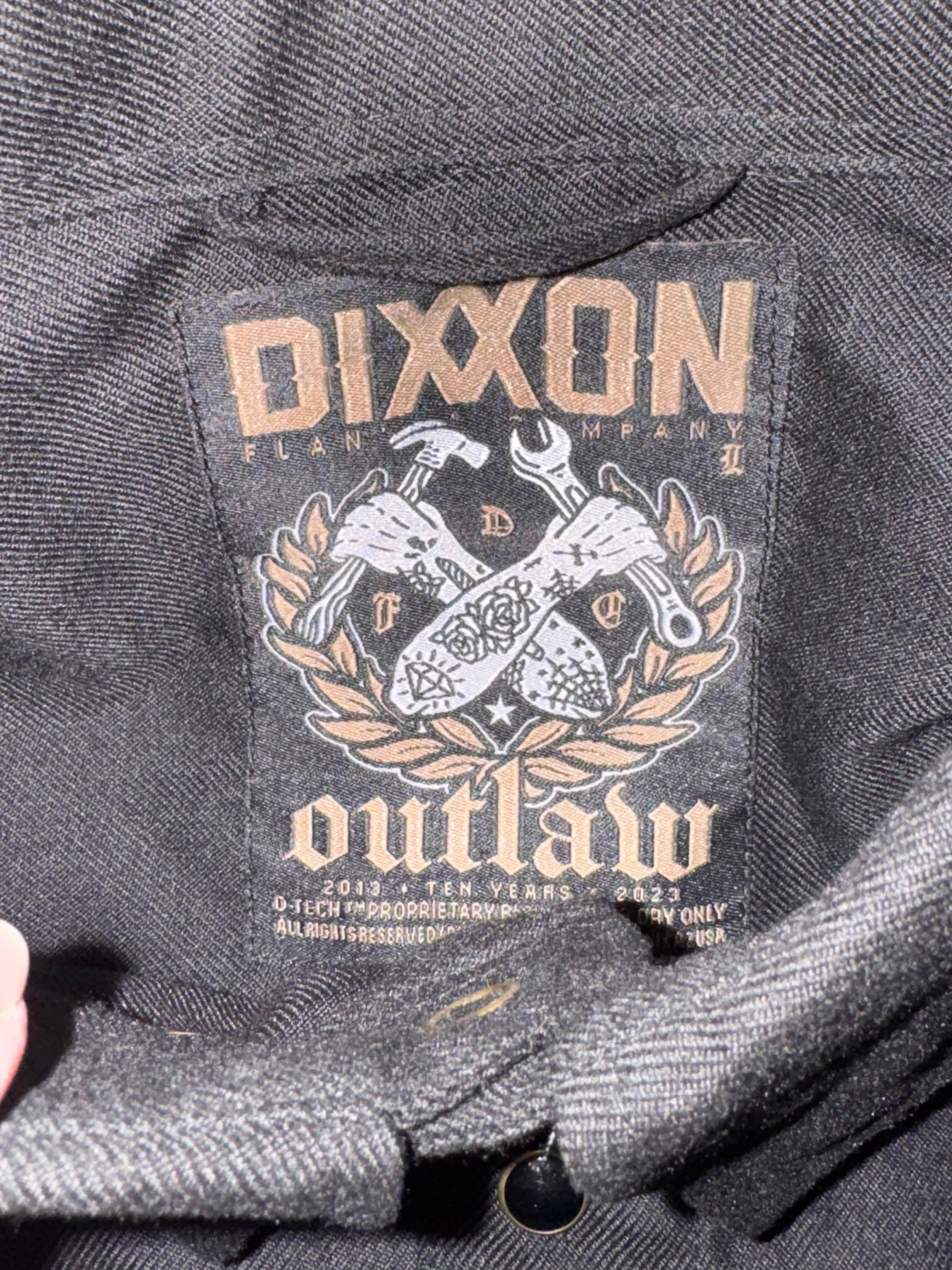 DIXXON Flannel Outlaw 10 Year Mens Size Large