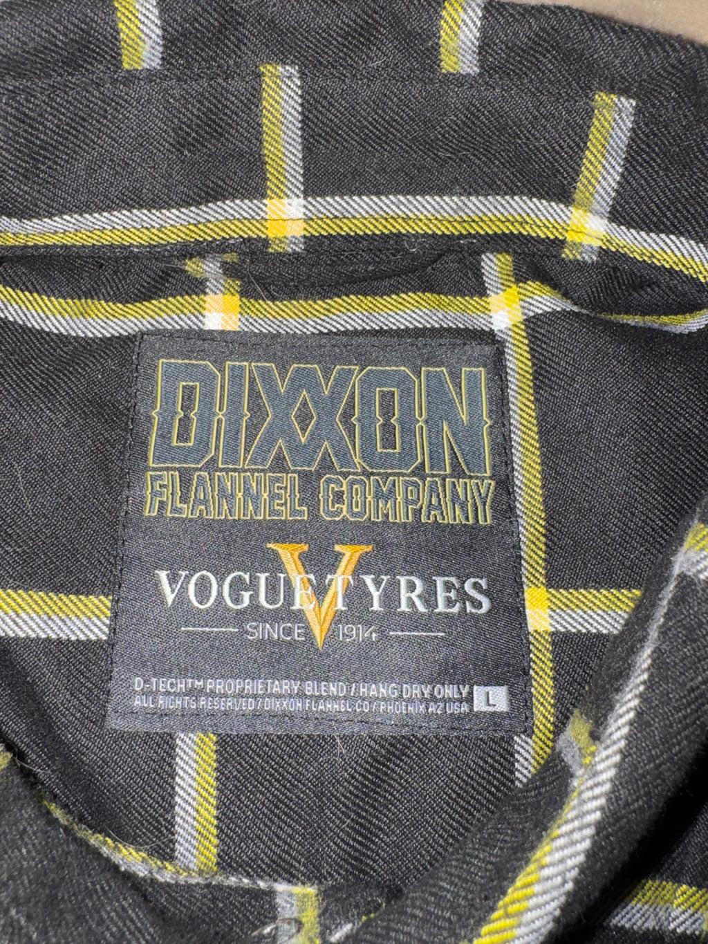 Dixxon Flannel Vogue Tyres - Mens Size L - Great Condition