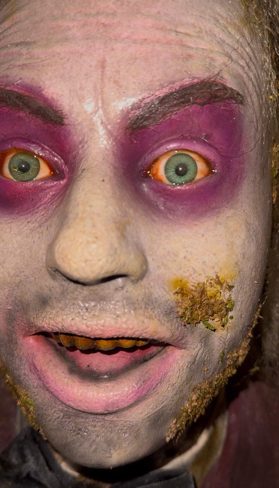 Ultra Realistic 1:1 Scale Scary Beetlejuice Bust