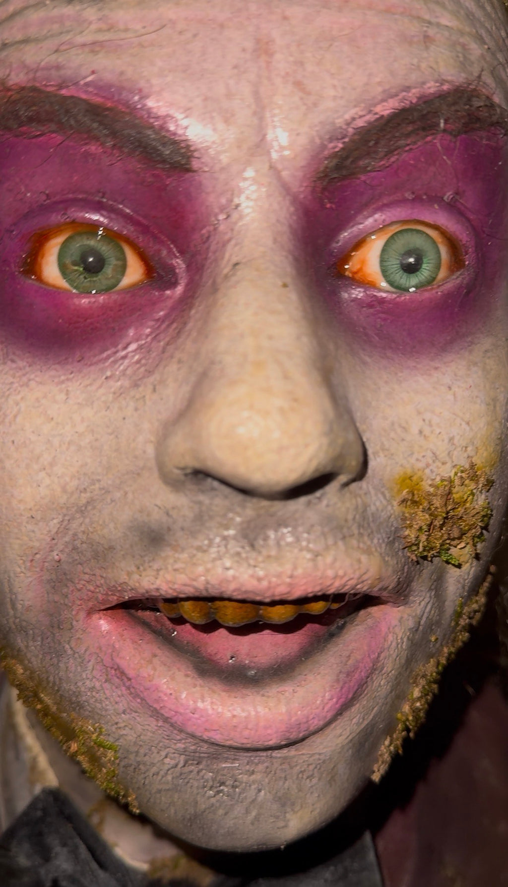 Ultra Realistic 1:1 Scale Scary Beetlejuice Bust