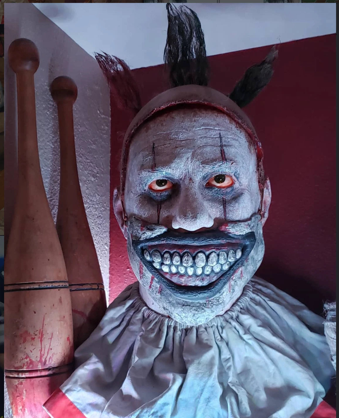 Ultra Realistic 1:1 Scale Scary Foam Filled Twisty the Clown from American Horror Story